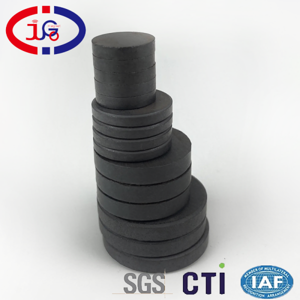 抗干擾防腐蝕 各種規格各種尺寸 圓形喇叭磁 鐵氧體黑磁鐵 巨高磁鐵永磁鐵廠家定制